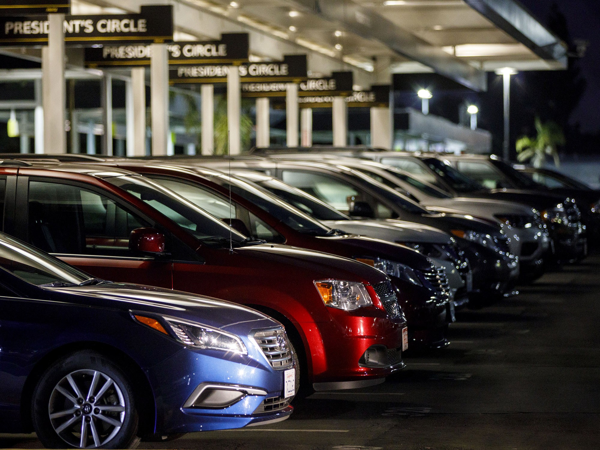 Υπηρεσίες | Alfa Auto Executive Cars - Ενοικιάσεις, Πωλήσεις & Μεταφορές